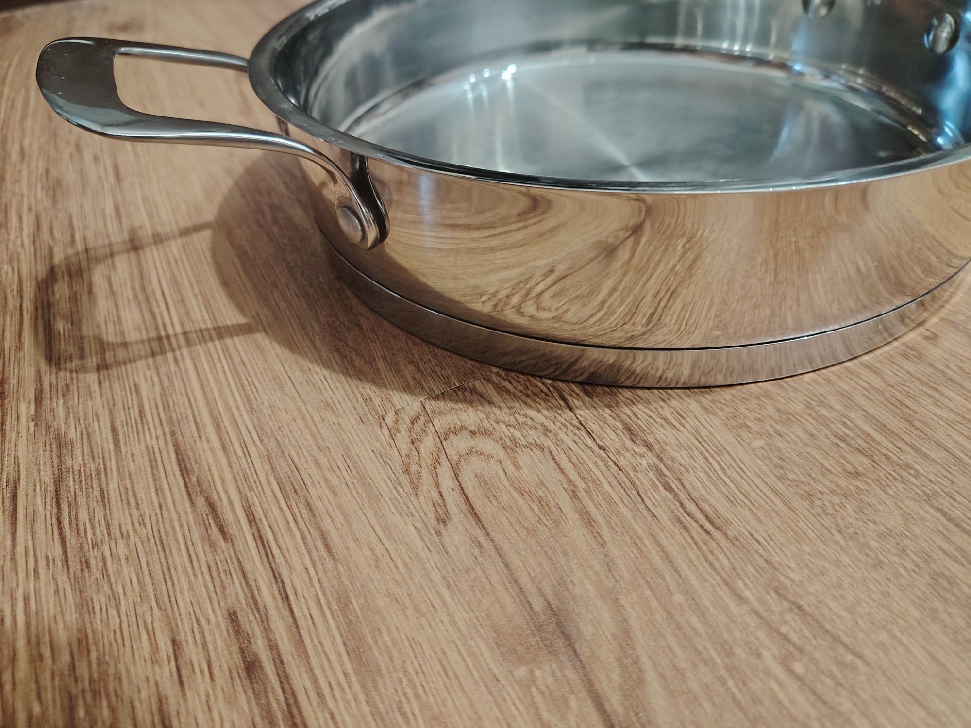 Тиган от inox 24 см