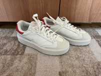 Бели кецове New Balance CT302