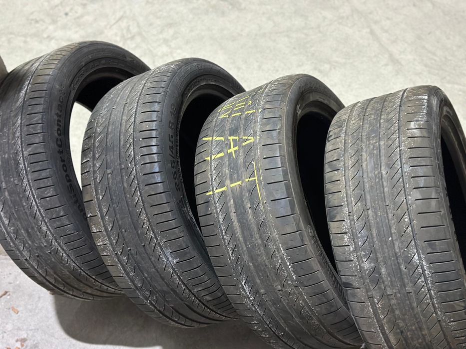 Anvelope vara 255/45/19