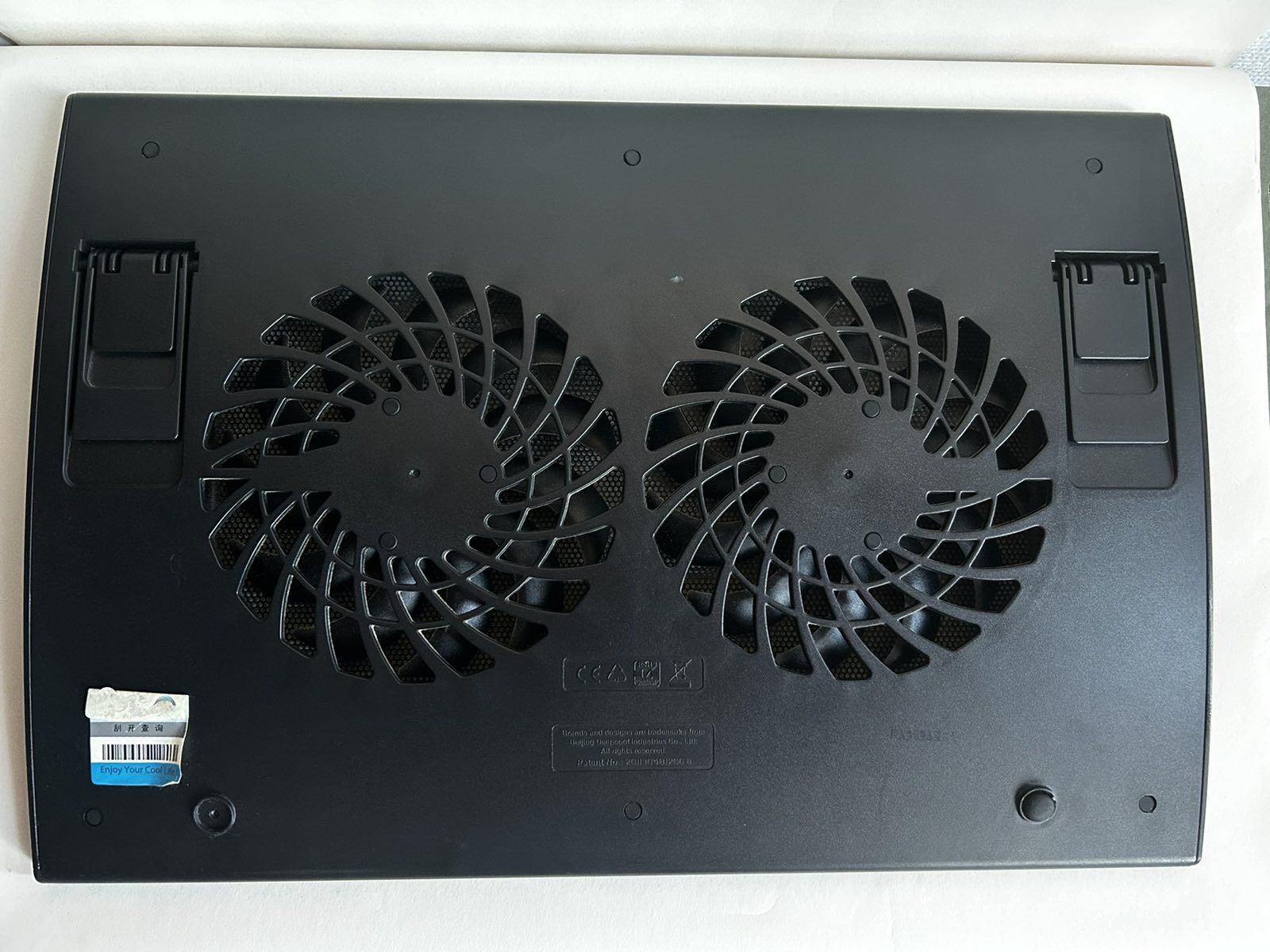 Охладител за лаптоп с два вентилатора Deepcool Wind Pal FS