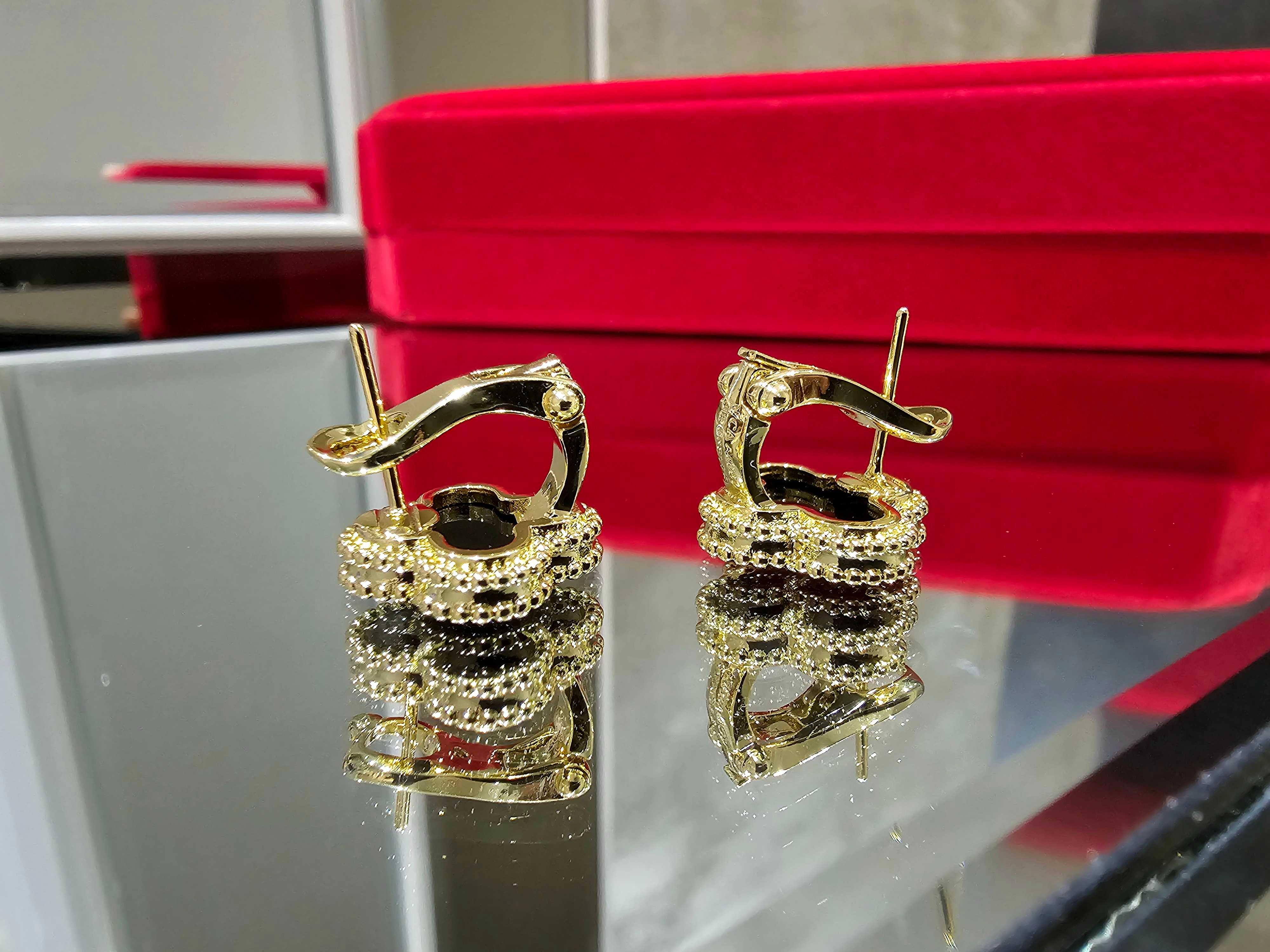 Van Cleef & Arpels VCA Gold Black Onyx Alhambra Clover Дамски Обеци