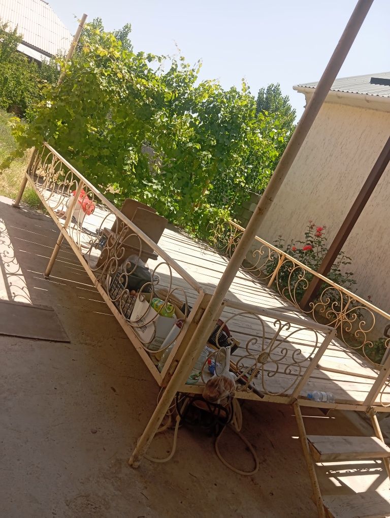 Тапчан СРОЧНО с досками