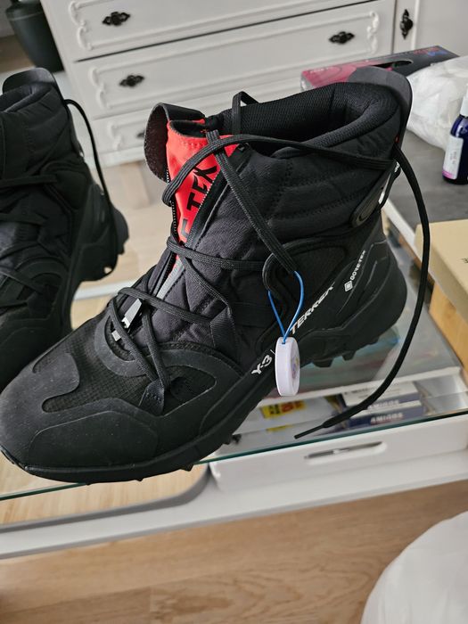 Ghete Adidas Y3 goretex