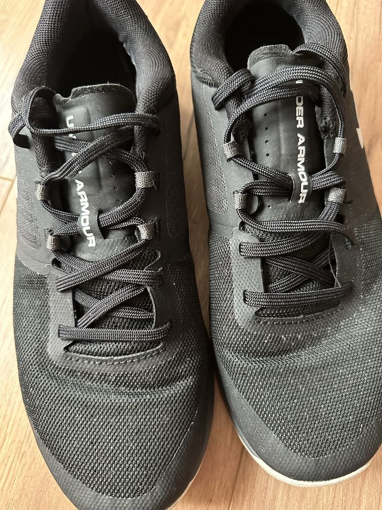Маратонки Under Armour 41