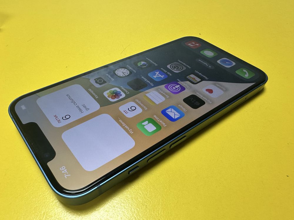 Смартфон Apple iPhone 13 128 GB  Blue