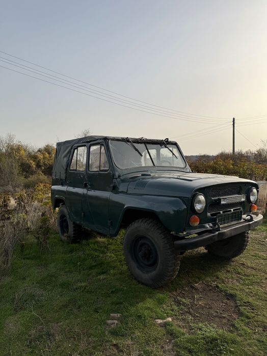 Уаз 469 джип продава