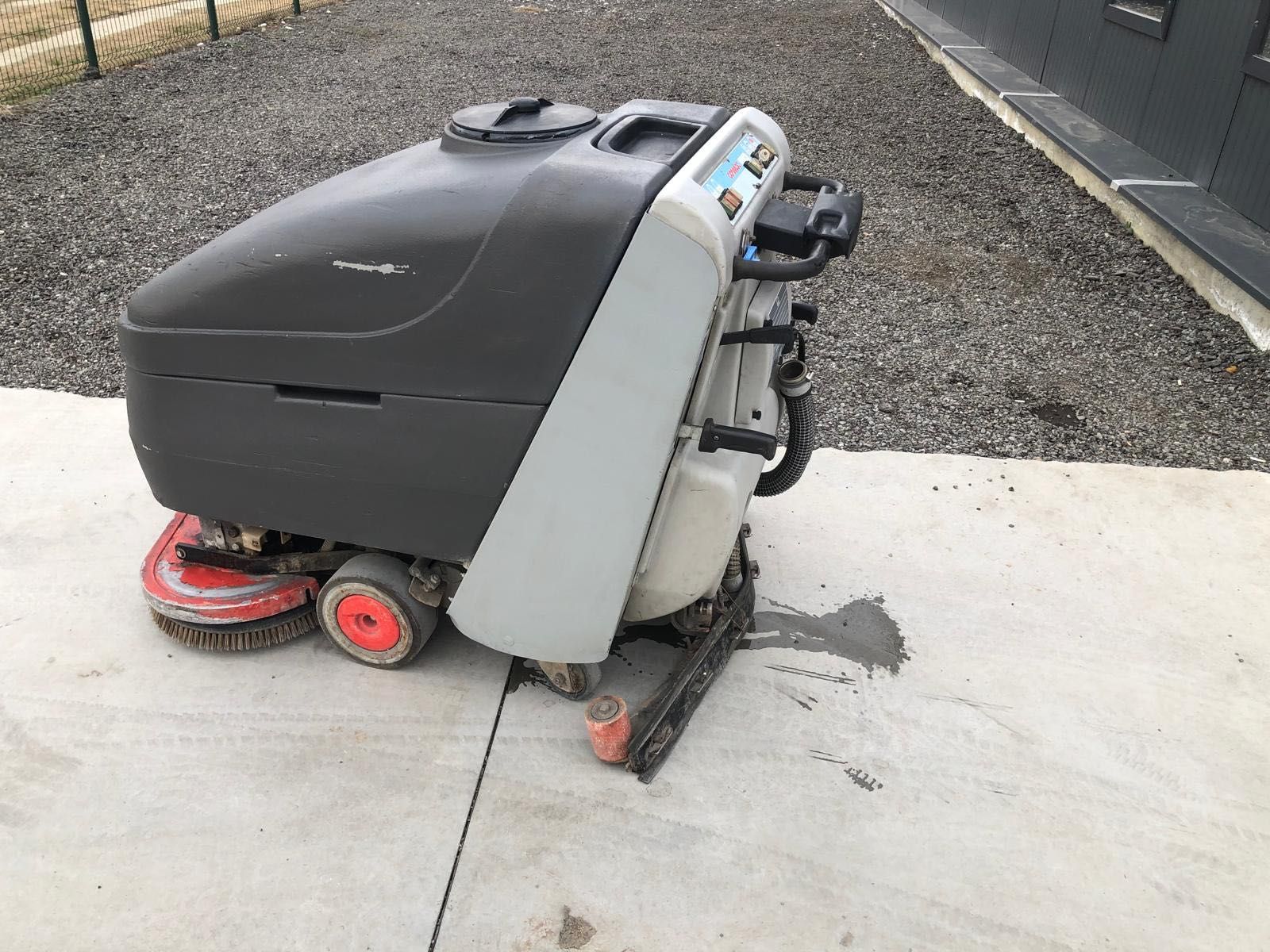 Piese mașina de spălat pardoseli Comac omnia