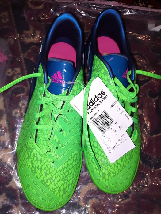 Продам кроссовки Adidas 42р. С Германии.