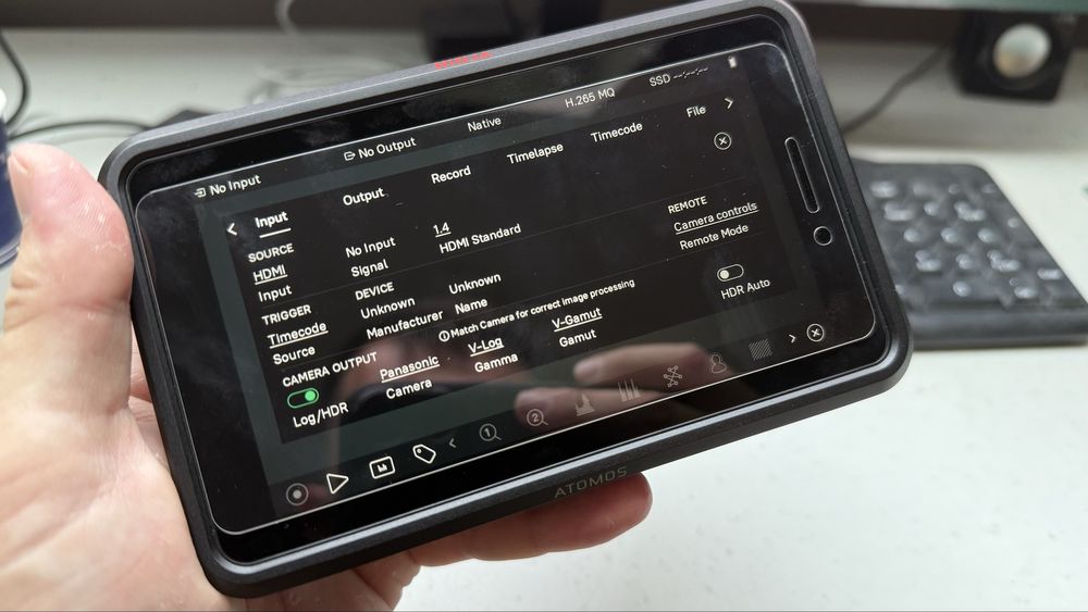 Atomos Ninja V с Atom X Cast