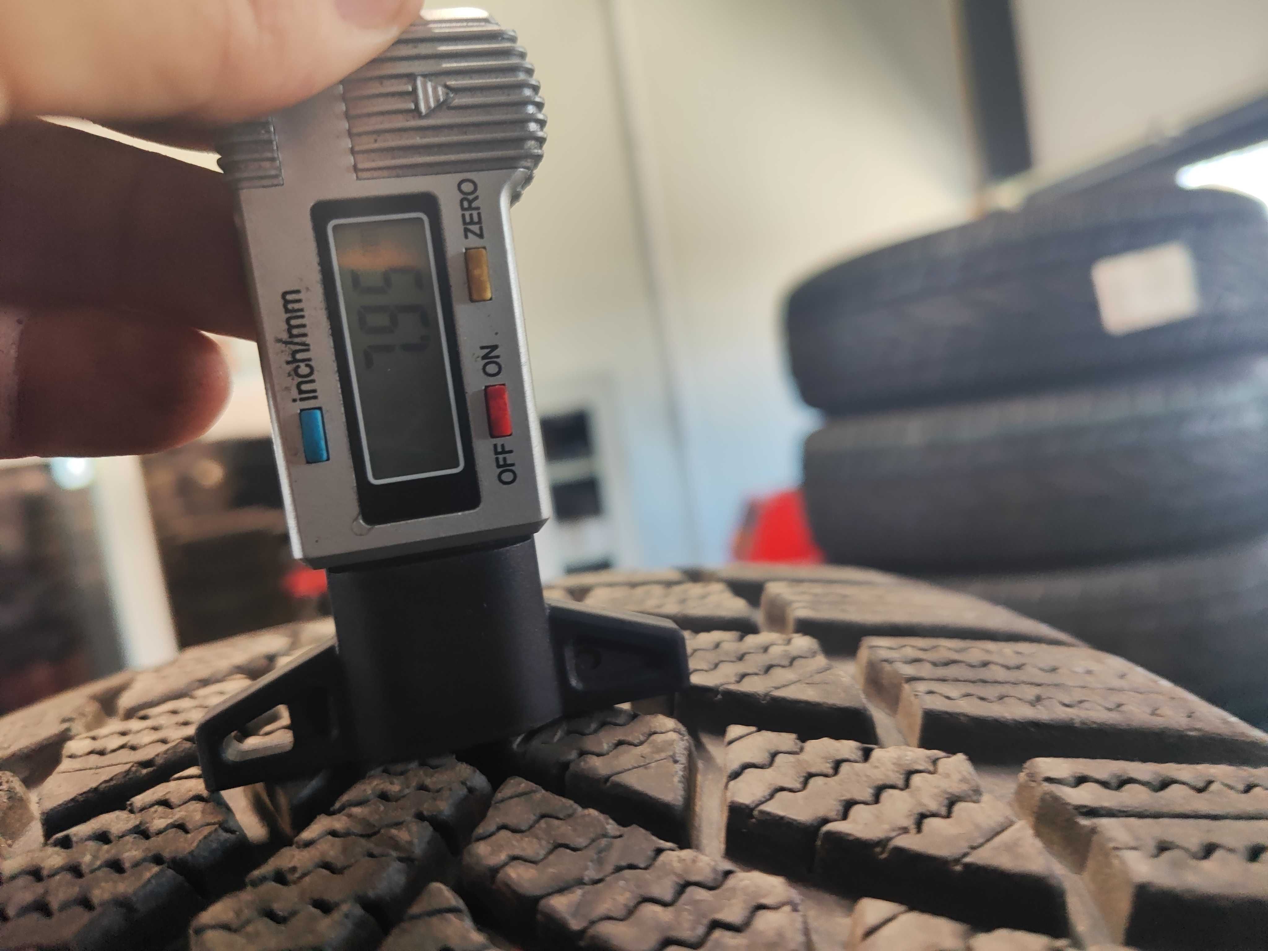 4бр.зимни гуми 235/50/19 Bridgestone