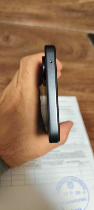 Продавам нов oneplus nord CE5