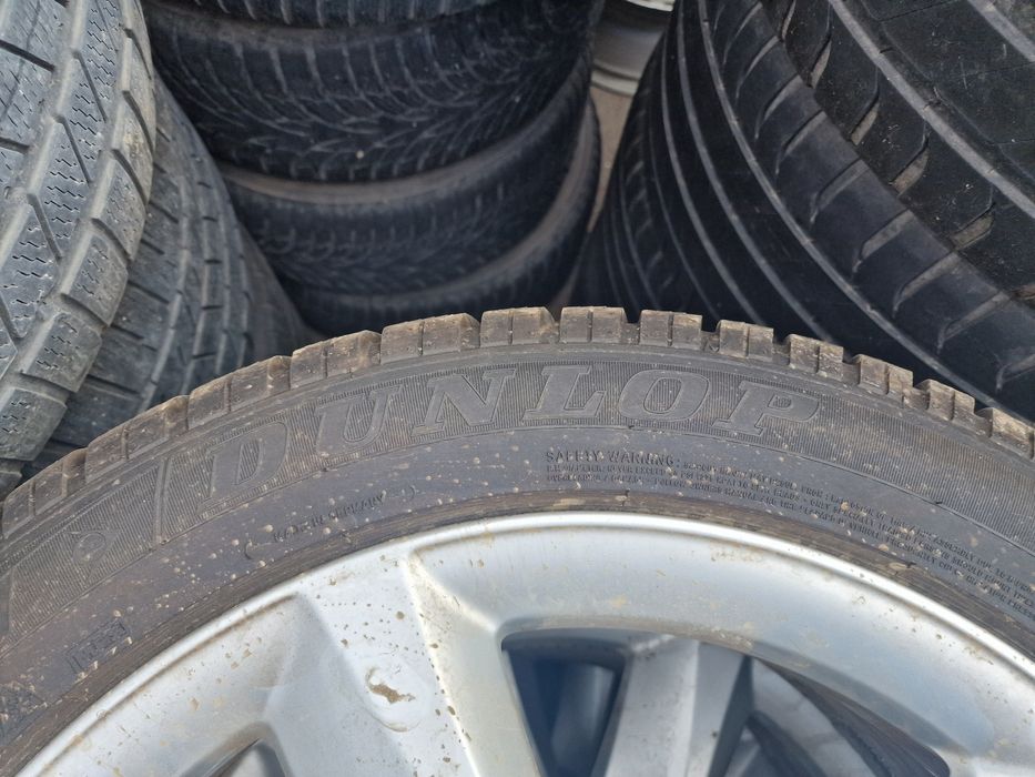 Гуми с Джанти за Audi A8 235/50 R19 Dunlop dot 2022