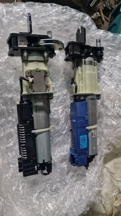 Машинки/моторчета за ел. багажник на passat b6/b7