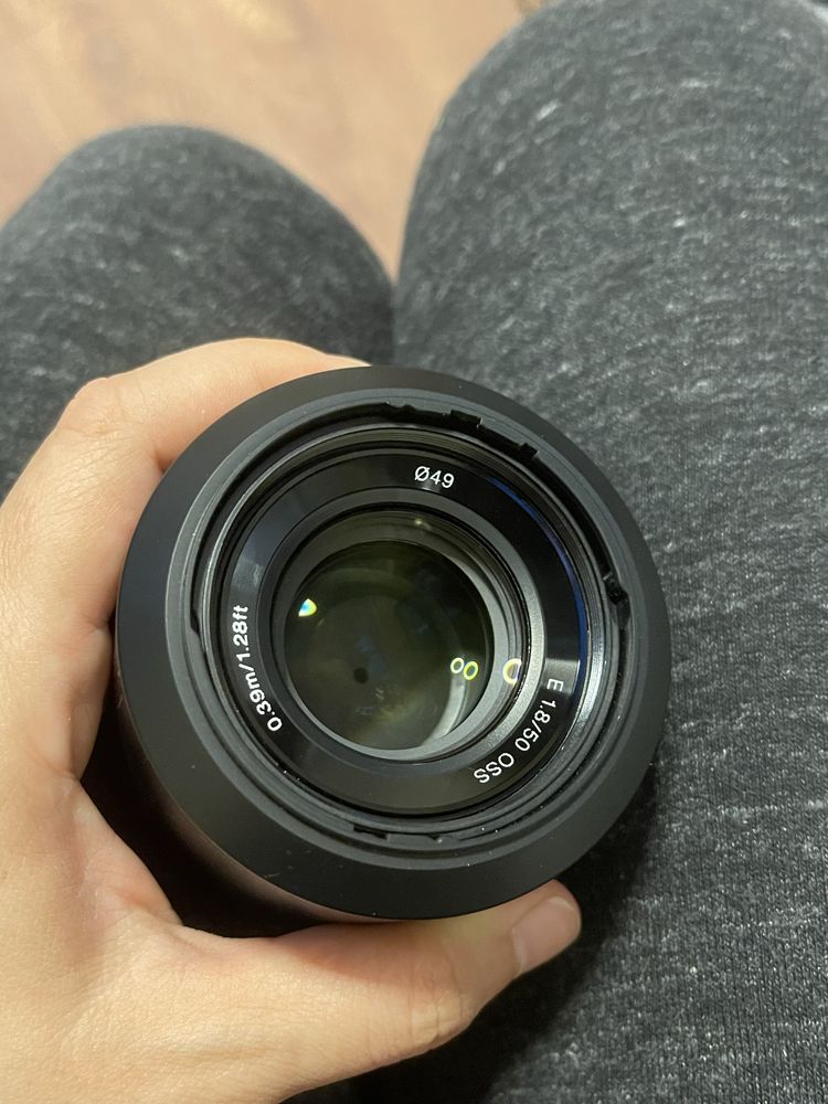 Sony ZV-E10 + 2 обектива Sony SEL 16-50mm f/3.5 и Sony 50 f/1,8