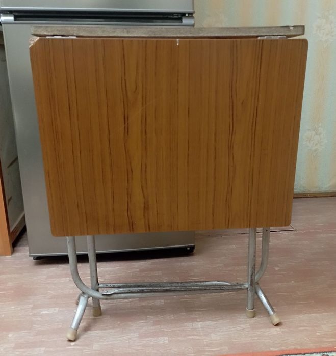 Продается раскладной стол