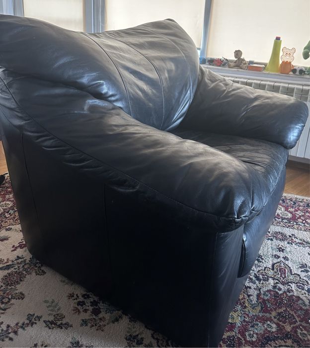 Canapea 3 persoane si 2 fotolii piele naturala Natuzzi