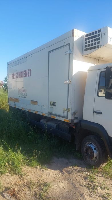 Рефрижератор  всё работает