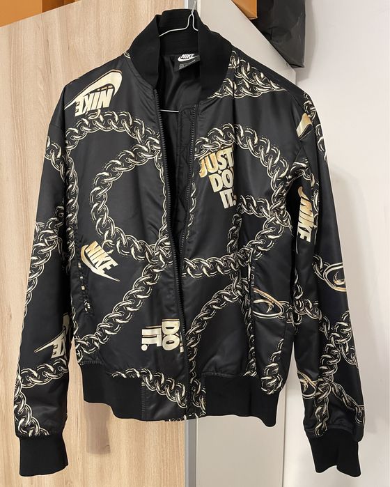 Nike sportswear geaca