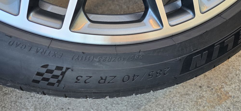 Оригинални 23"джанти за Mercedes GLS 63 AMG с гуми  Michelin