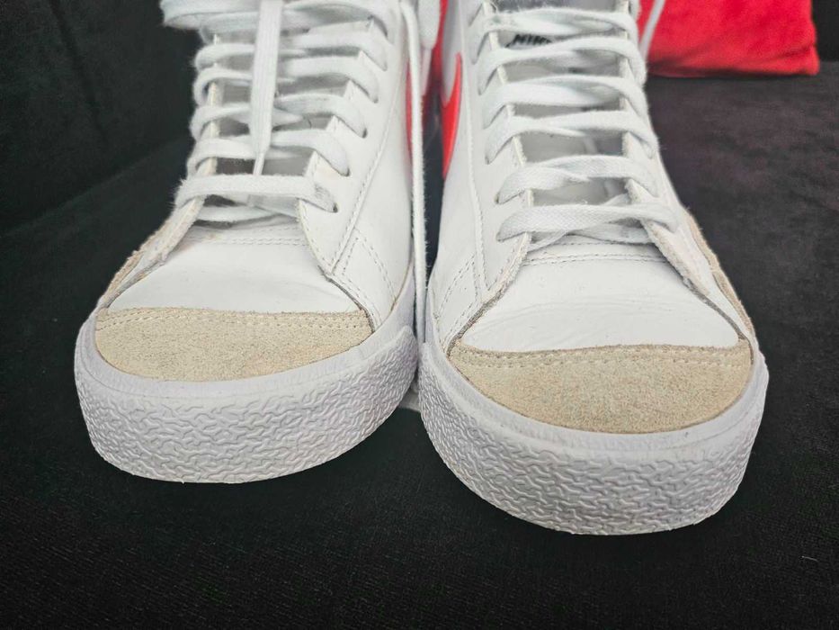 NIKE Blazer MID '77