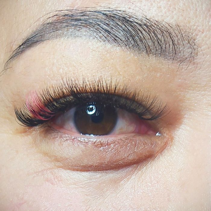 Наращивание ресниц на выезд на дом Каскелен