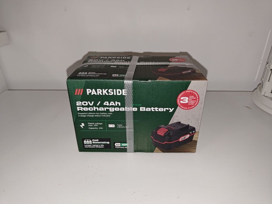Vând baterie / acumulator Li-Ion Parkside 20V/4Ah nouă sigilată!