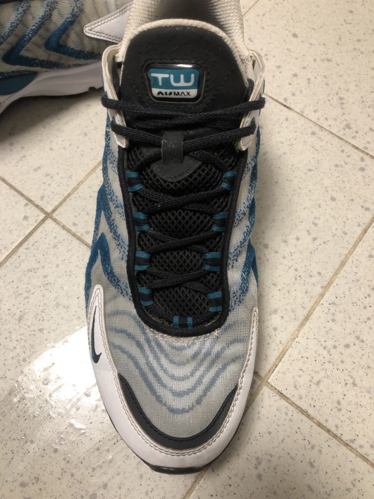 Маратонки-  Nike air max tw N43