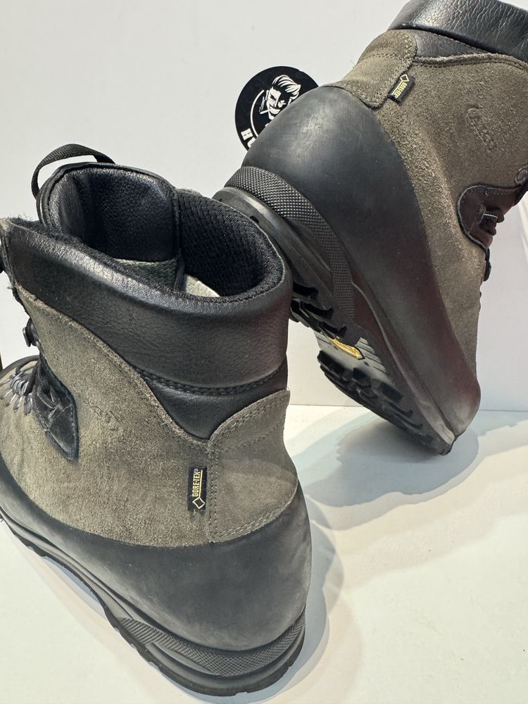 Ловни, туристически обувки AKU GORE-TEX VIBRAM .Номер 47