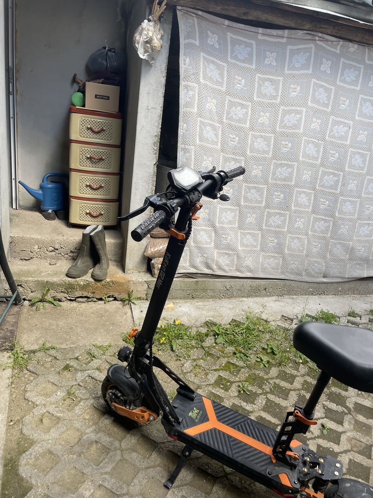 Електрическа троттинетка Kukirin G2 Max