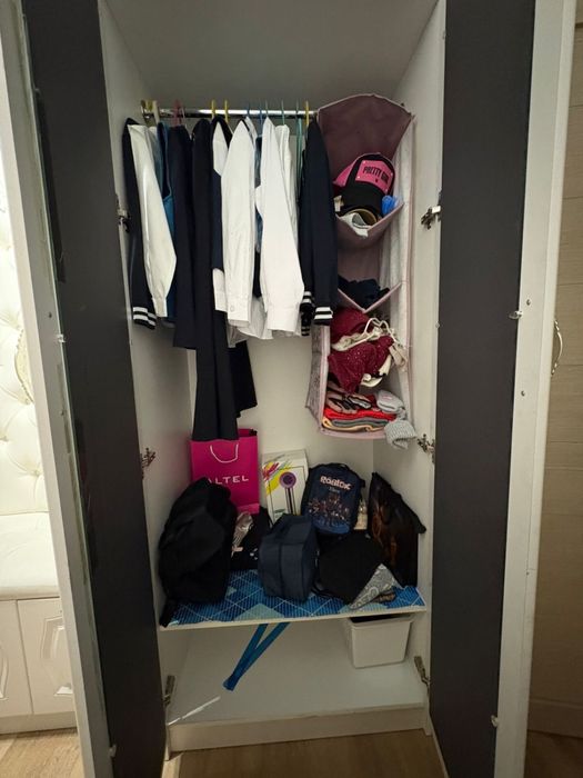 Продам прихожую