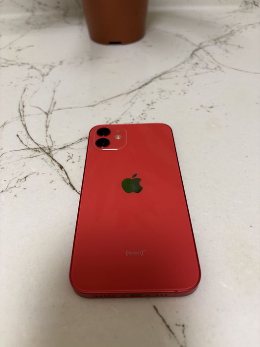 Iphone 12 перфектен
