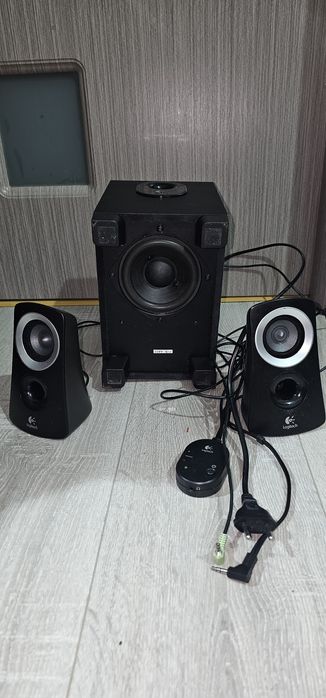 sistem audio 2.1 logitech z313 25w rms