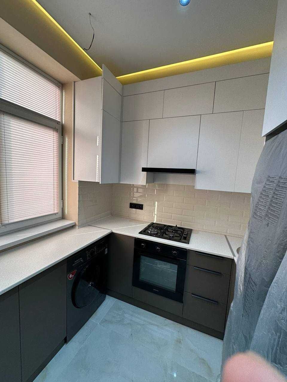 ПРОДАМ ЕВРО квартира с Мебелью 2х комн. КВАРТИРА ШОХ САРОЙ.8*