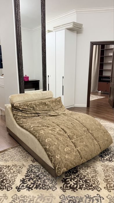 Бесплатно отдам диван