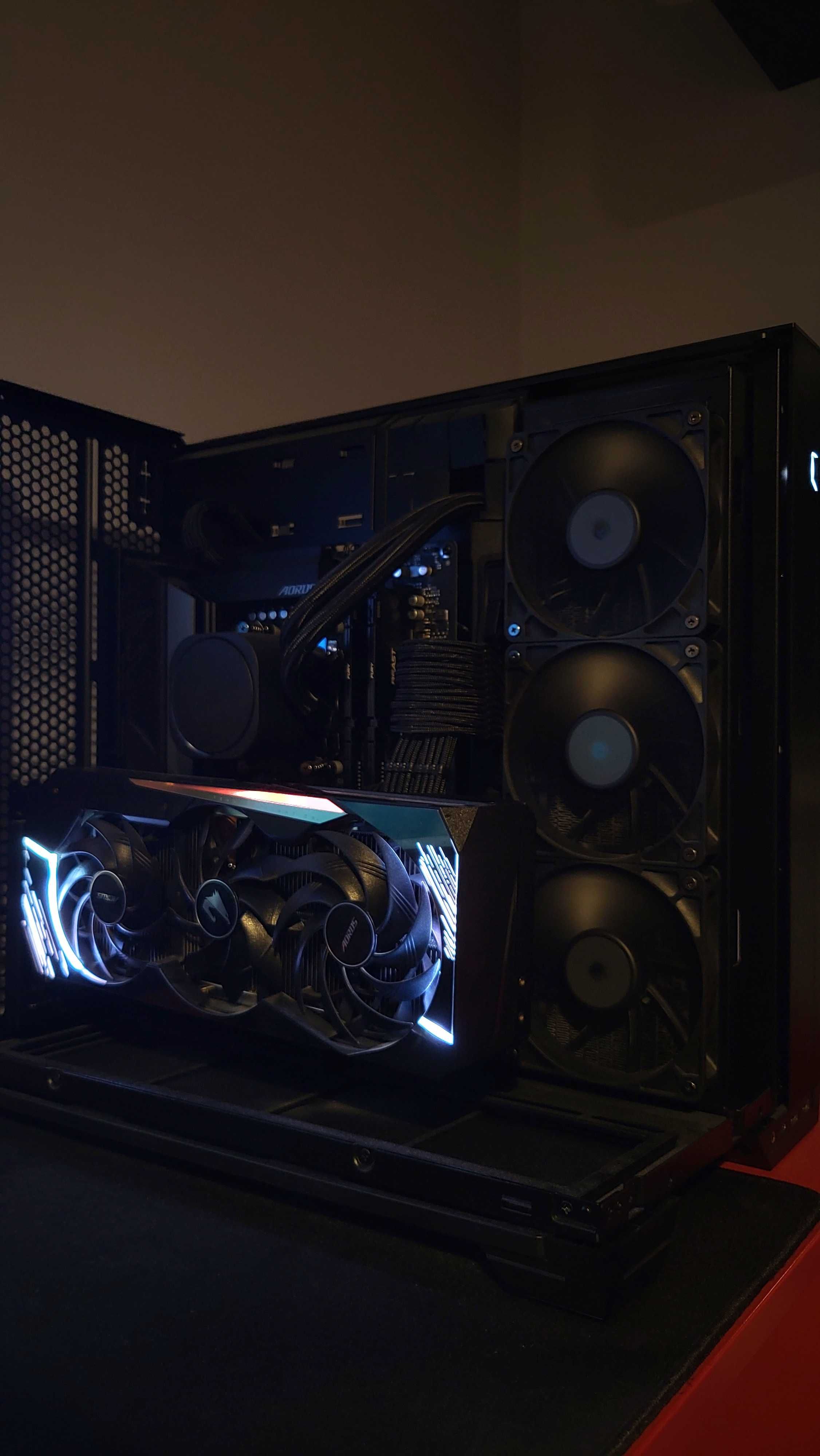 Компютър-RTX3080иR5 7600X подходящ за всякакво натоварване в гаранция!