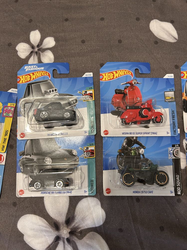 Hot wheels колички