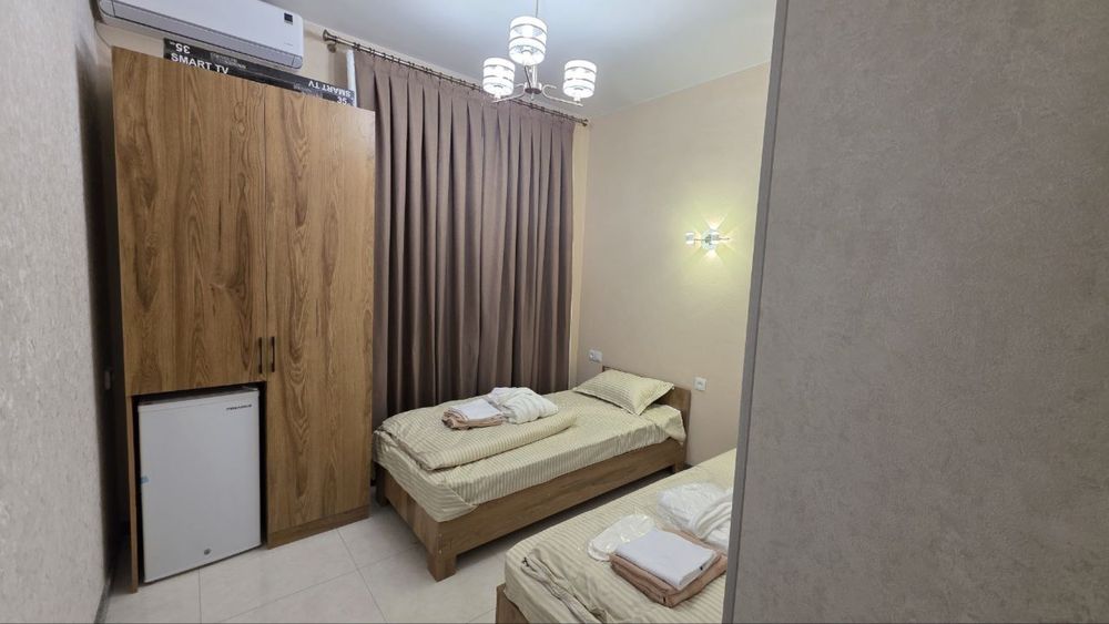 Hotel hostel hona arendaga beriladi. ROVD kuca Metro 4/5