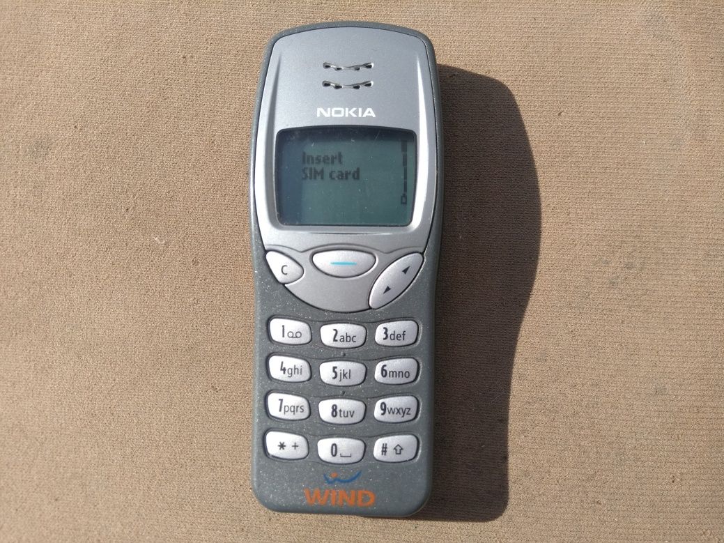 ,,Нокия'  3210 ,оригинал .Работещ . .