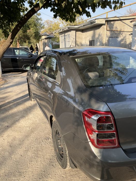 cobalt 2014  mokriy asfalt probeg 175038