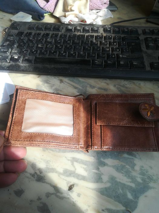 дамска чантички и портфейли