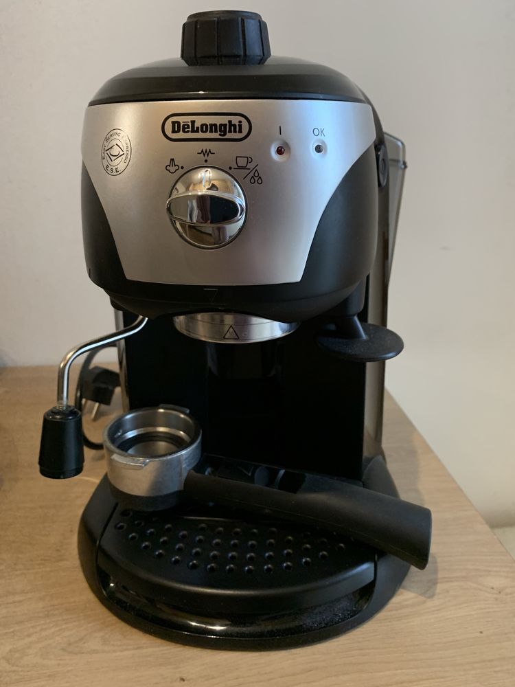 Espressor manual De'Longhi EC221.B