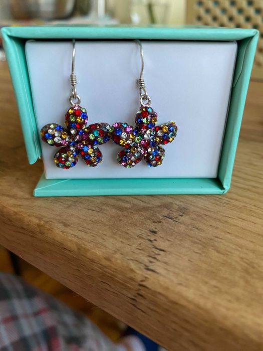 Сребърни обеци 925 с камъчета / гривна от маниста