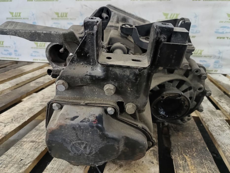 Cutie de viteze manuala 5 trepte 1.6 tdi KFK Volkswagen VW Polo 5 [20