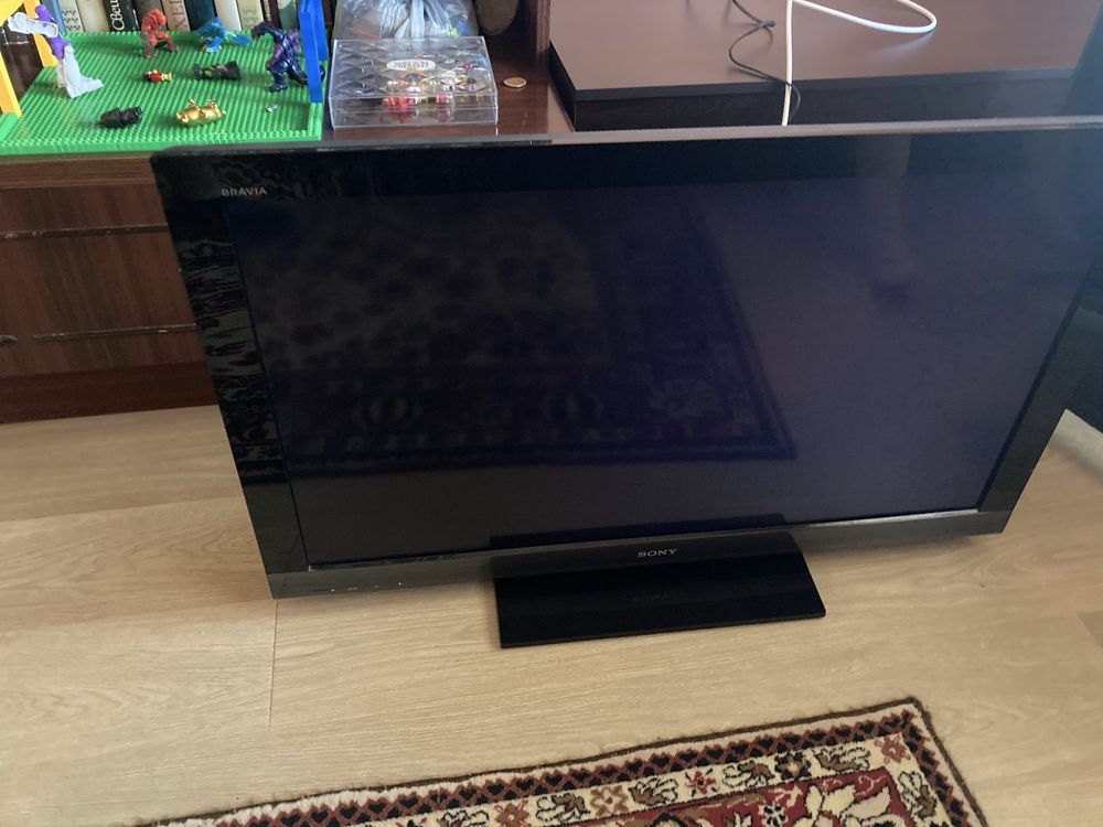 LCD телевизор Sony BRAVIA KDL-40EX402 40' Full HD