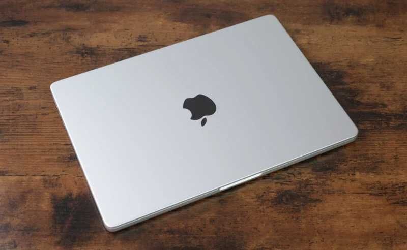 Macbook Pro M5 14 inch 10/10/16/512GB Silver — миниатюра 1