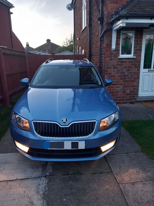 Interior semi-piele / Volan/ Tapiterie plafon Skoda Octavia 3 Break 2013