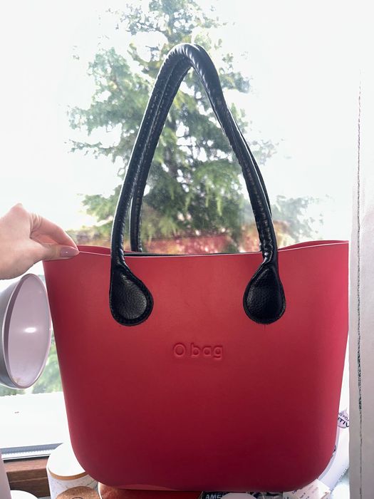 O bag - червена чанта