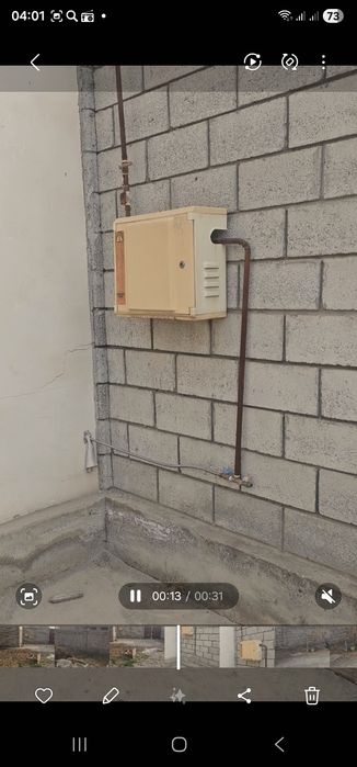 Продаётся!Сотилади!2-х этажный дом недостроенный(свет,газ,вода)