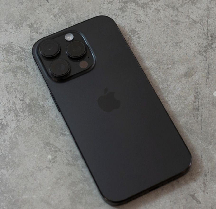 Iphone 16 pro 128gb black