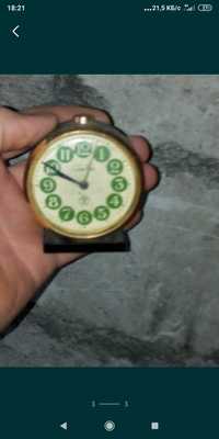 Будильник часы СССР